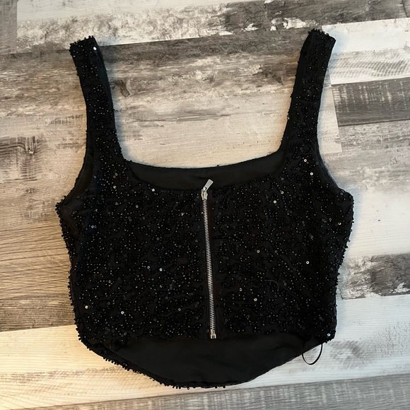 Elegant Black Beaded Women's Top - Picture 2 of 4